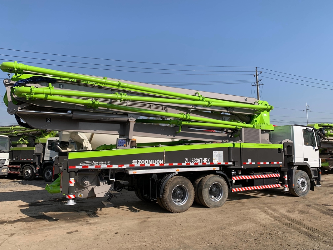 Zoomlion 47m Boom Concrete Pump Truck Heavy Duty 110m3/H With 5 Boom Section