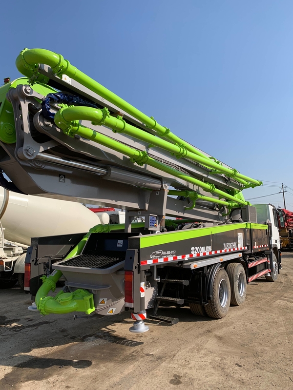 Zoomlion 47m Boom Concrete Pump Truck Heavy Duty 110m3/H With 5 Boom Section