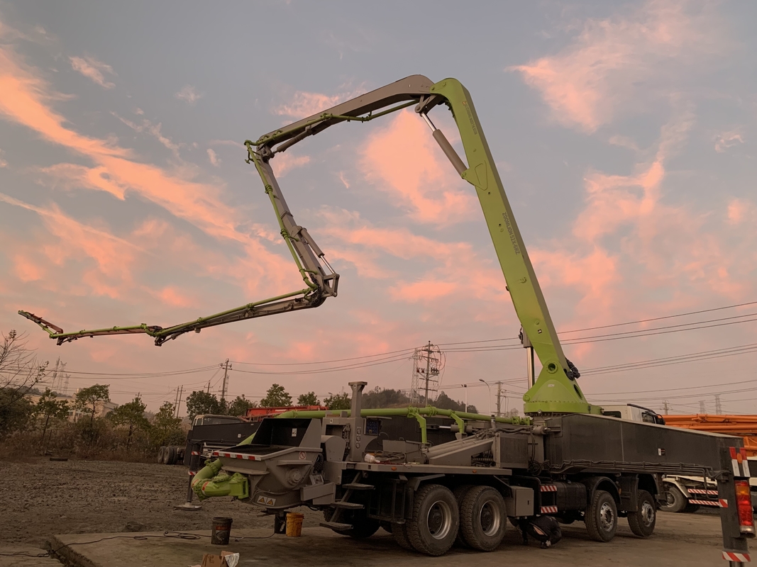 Zoomlion 60 Meter ACTROS 4141 Used Concrete Pump Truck For Transportation