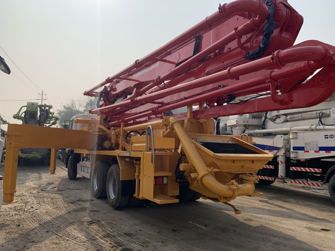 Putzmeister 140m3/H 50m Boom Concrete Truck Heavy Duty With 5 Boom Section