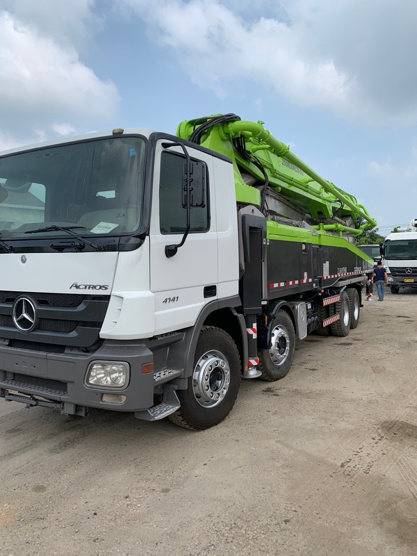 Mercedes BENZ Truck Mounted Zoomlion 52m Used Beton Pump
