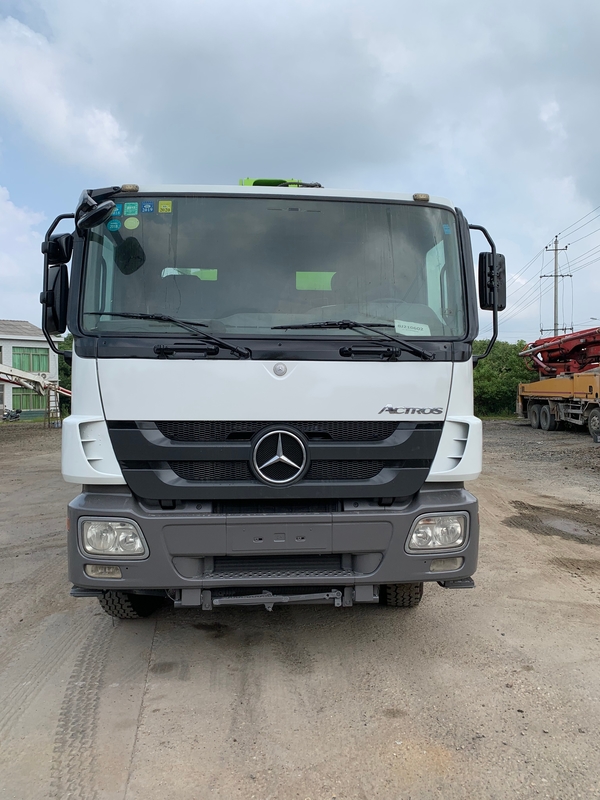 Mercedes BENZ Truck Mounted Zoomlion 52m Used Beton Pump