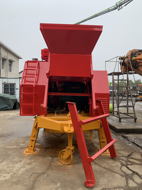 62KW Self Loading Concrete Mixer Machine , Mini Portable Concrete Mixer Pump