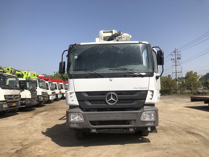 Zoomlion 47M 5 Boom Used Concrete Pump Truck For Underground Construction