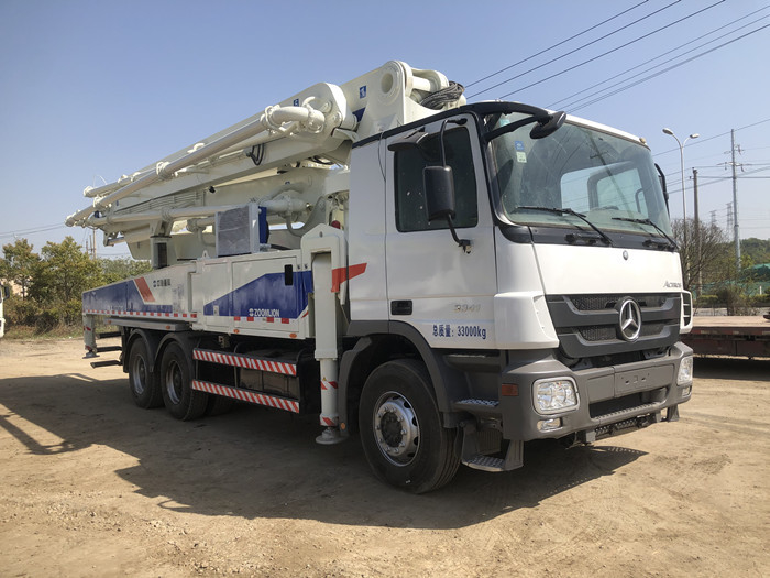 Zoomlion 47M 5 Boom Used Concrete Pump Truck For Underground Construction