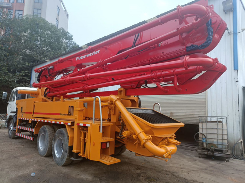 Putzmeister 36M 120m3/H Concrete Pump Truck Second Hand UD Chassis Model