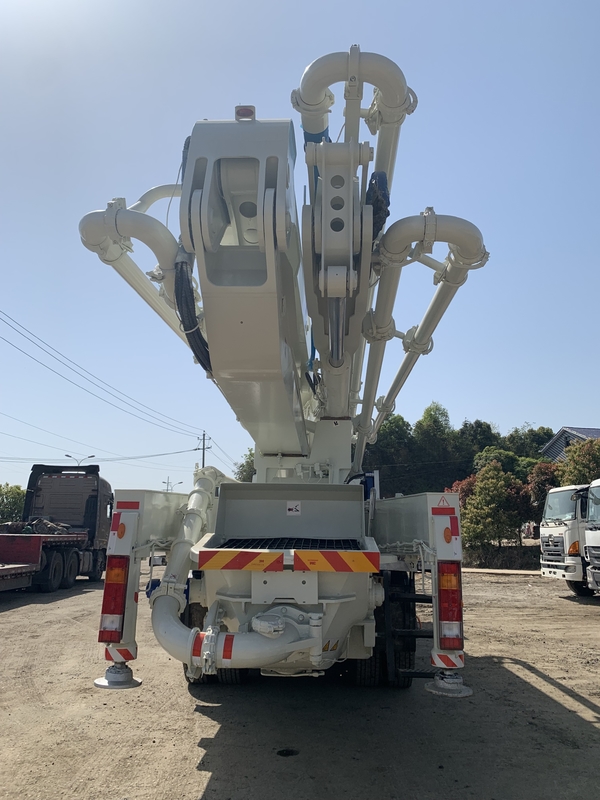 Used 294KW Concrete Beton Pump, 3 Axles Cement Boom Pumping Machine