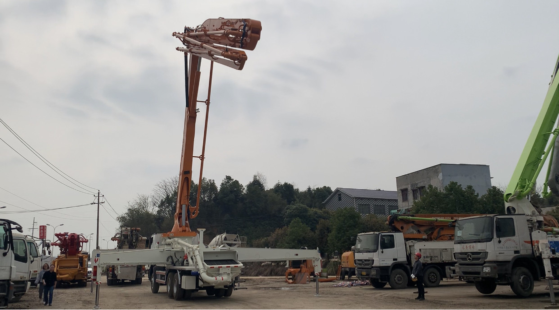 Actros 3341 Truck Mounted Boom Pump 287kw 9 Mpa Concrete Placing