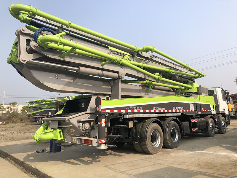 Electric Remote Control 180m3/H Truck Mounted Concrete Pumps Hydraulic System
