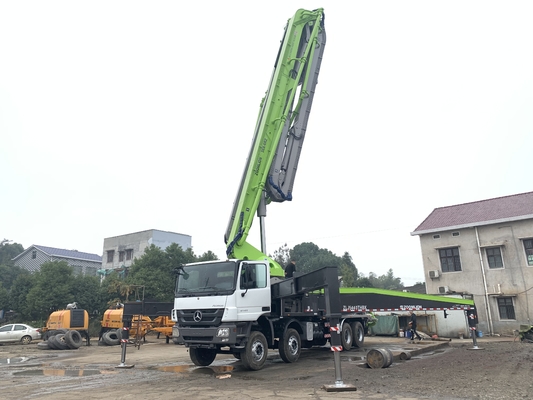 Heavy Duty Zoomlion 180m3/H 56m Boom Concrete Truck